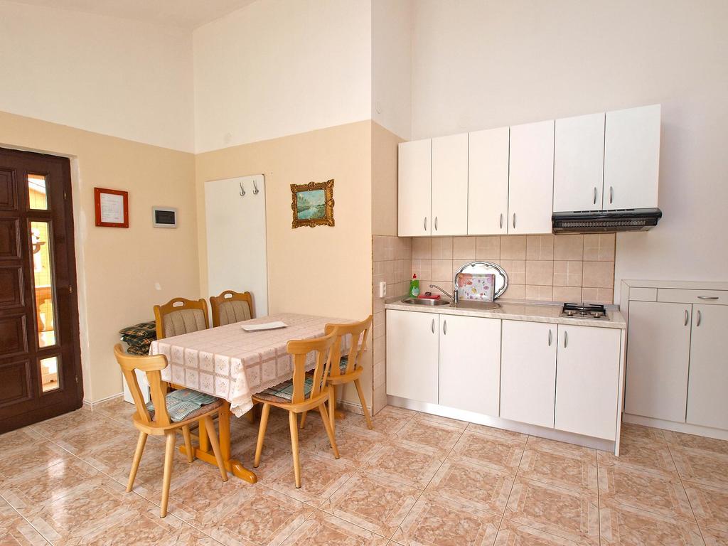 שטיניאן Apartments Durda 1390 מראה חיצוני תמונה