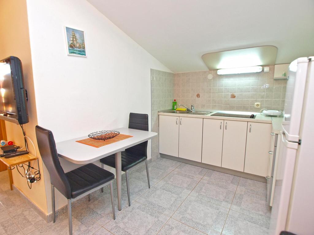 שטיניאן Apartments Durda 1390 מראה חיצוני תמונה